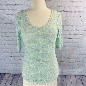 Mudd Sheer See Through Top Floral Lace Size XL Scoop Neck Short Sleeve